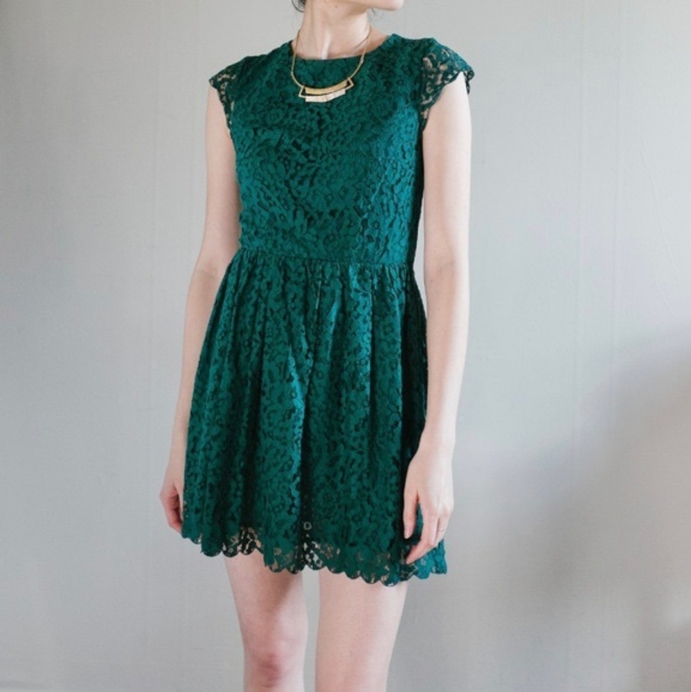 H&M Divided Green Lace Cap Sleeve Dress